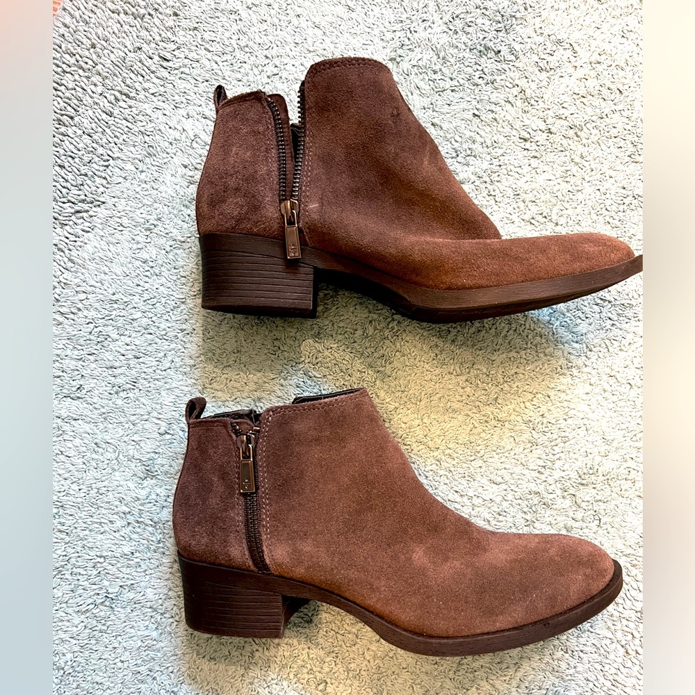 Kenneth Cole Suede Zip Ankle Boots 7 1/5 Gray